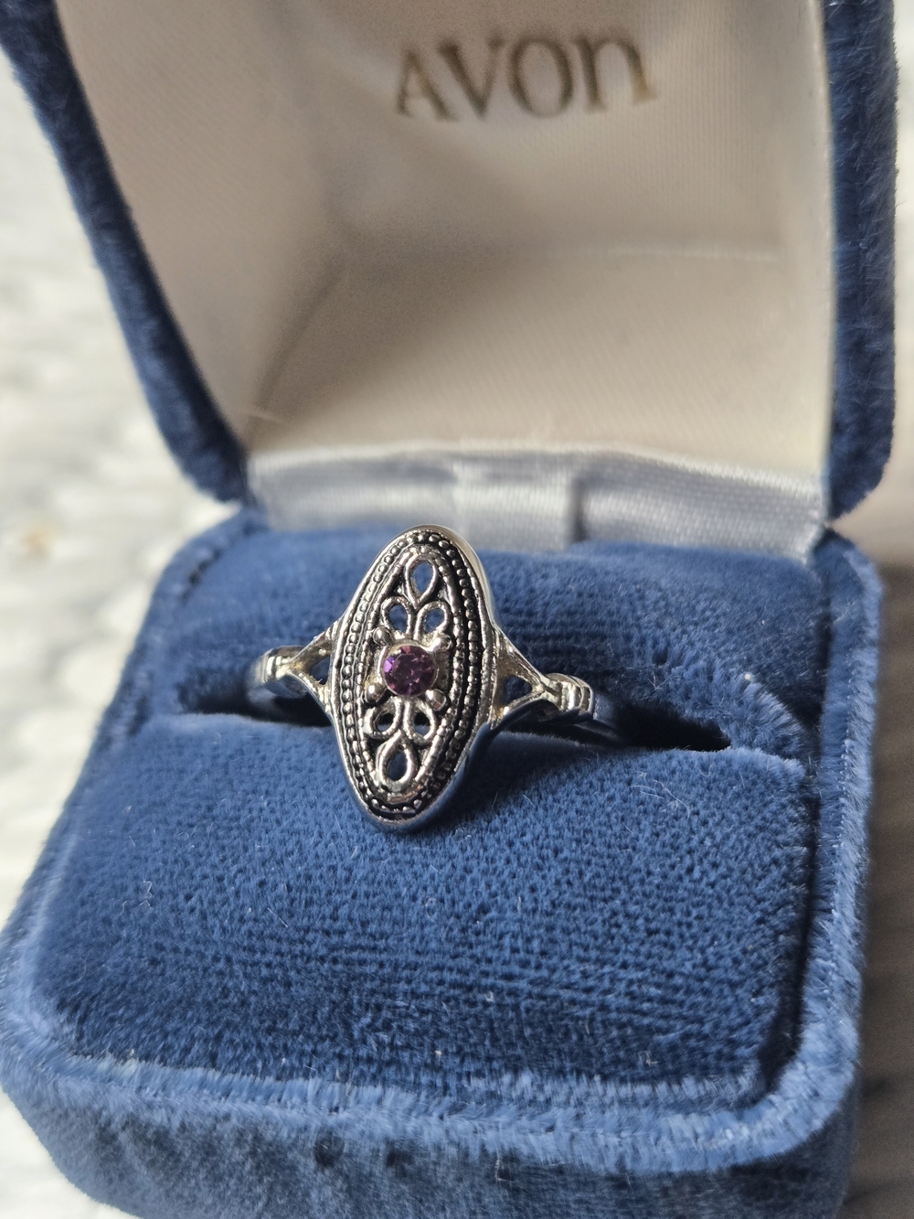 Avon Vintage Art DecoPurple Stone Sterling-Style Filigree Ring Size 8
